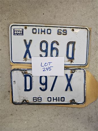 Vintage 1969 Consecutive Numbers License Plates
