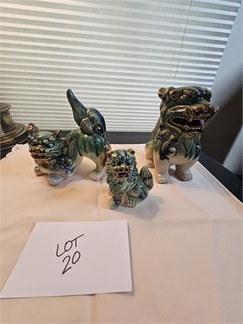 Vintage Ceramic Foo Dog Set
