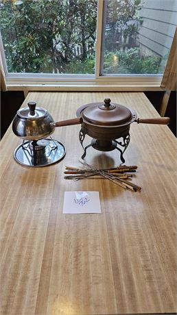 Fondue Pot & Skewers & Copper Warmer