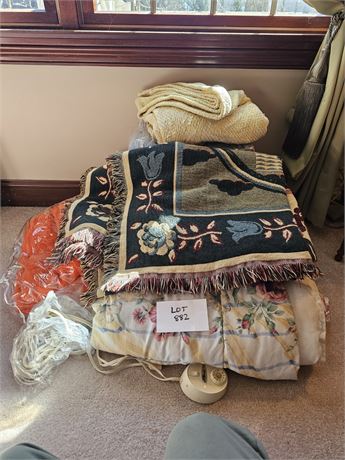 Mixed Blanket Lot - Sizes, Colors & Styles Vary
