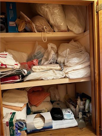 Linen Closet (and Drawer) Clean Out