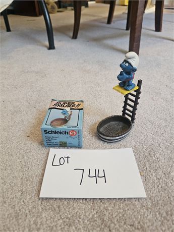 Vintage Schleich Peyo Super Smurf in Box - 1983