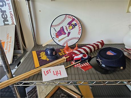 Sports Collectibles / Flags & More