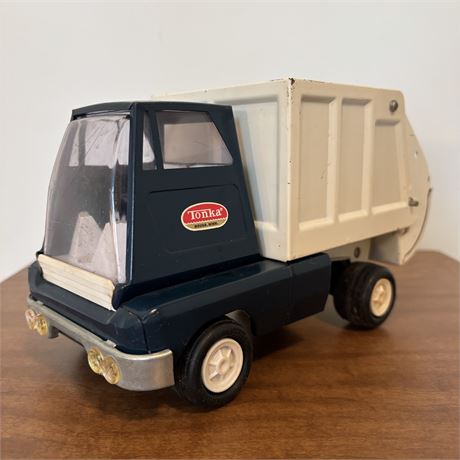 Tonka Pressed Steel Sanitation Truck (White/Blue)