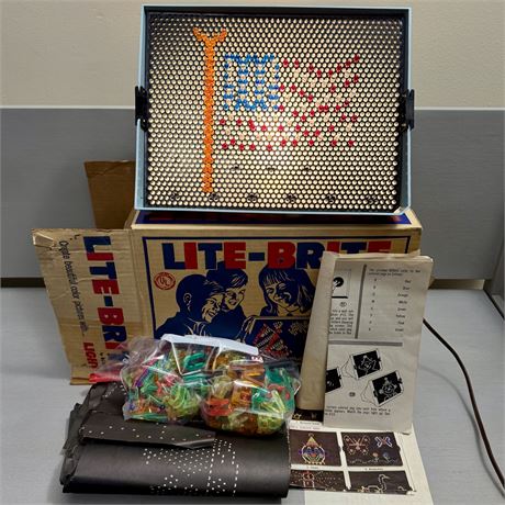 1967 Hasbro Lite-Brite - COMPLETE + Alphabet Set Accessory Kit