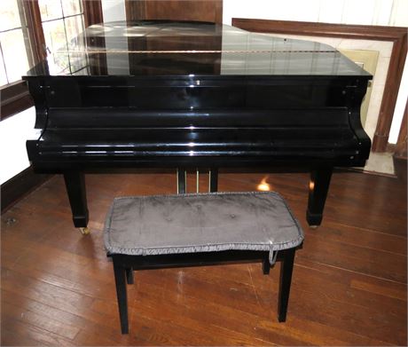 Atlas Baby Grand Piano