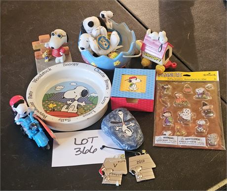Peanuts Mixed Snoopy Lot- Joe Cool (IE-3466) Pewter Ornaments, Dog Bowl & More