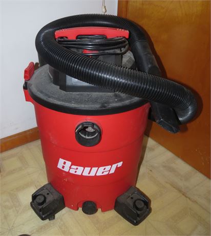 Bauer 14 Gallon Shop Vac