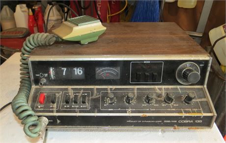 Cobra 135 Citizens Band 2 Way Radio