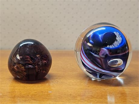 Don Drumm Studios & Gallery Paperweight & Amber Purple-Tone Paperweight