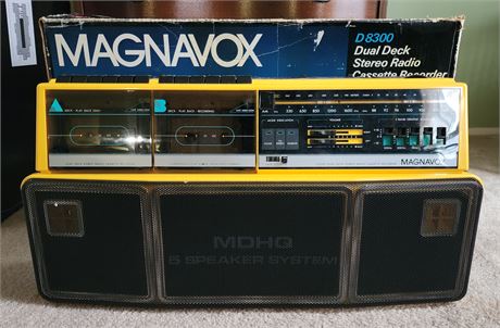 Magnavox Boom Box
