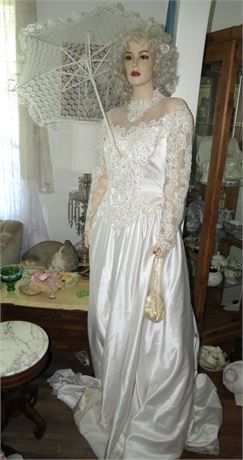 Mannequin With Wedding Dress