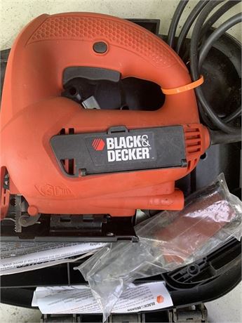 Black and Decker Saber Saw