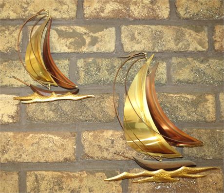 Metal Sailboat Decor