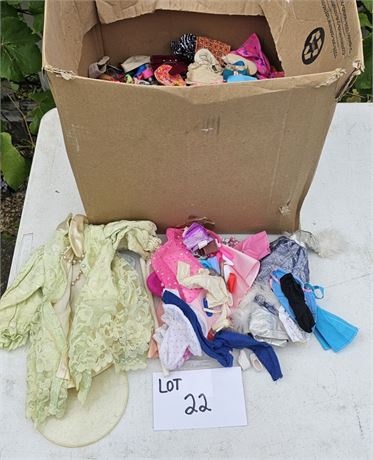 Large Lot Of Mixed Doll Clothes