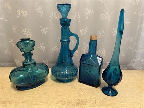 Vintage Blue Glassware Lot