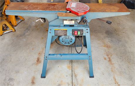 Jet 6" Woodworking Jointer (Stand Included)