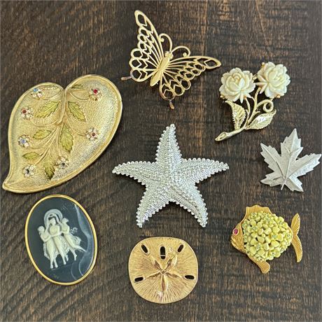 Collection of Vintage Brooches w/ Coro, SAO, Beau and More