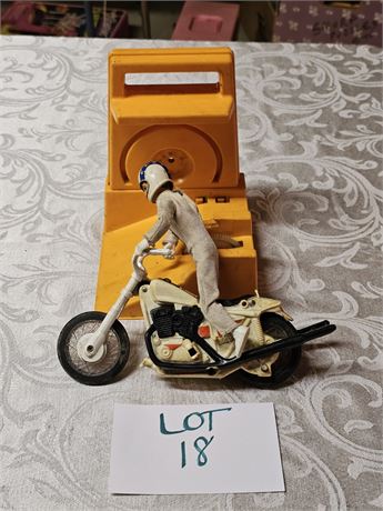 1973 Ideal Evil Knievel Stunt Cycle, Launcher & Action Figure