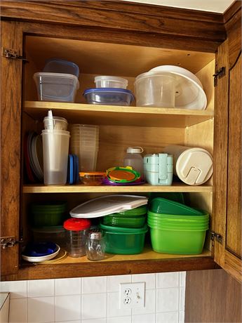 Storage container cupboard cleanout