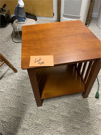 Mission-Style Pine Living Room End/Side Accent Table