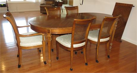 Dining Table, 5 Chairs, Leaf