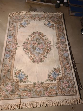 Pastel Colors Chantilly Floral Area Rug