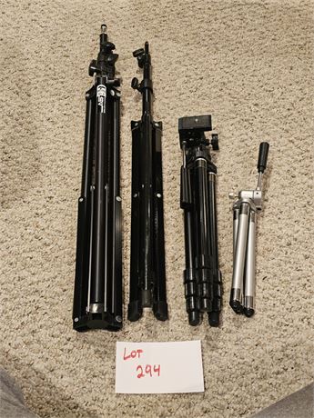Mixed Tri-Pod Lot Size & Function & Manufacturer May Vary