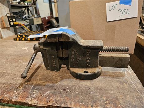 Columbian #144-A Table Vise