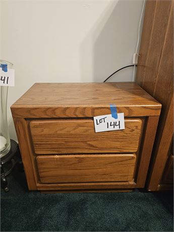 Bassett Solid Wood Nightstand