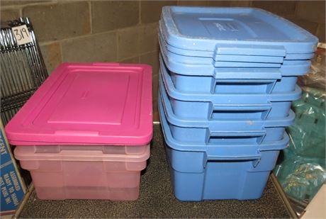 Small Rubbermaid Totes