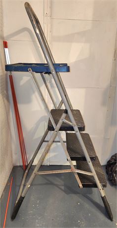 Cosco Step-Ladder/Stool