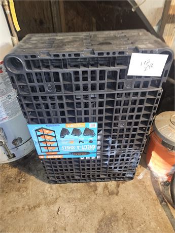 Knect-A-Shelf Plastic Shelf