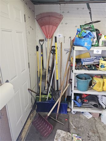 Yard Tools - Rakes / Shovels / Brooms & More