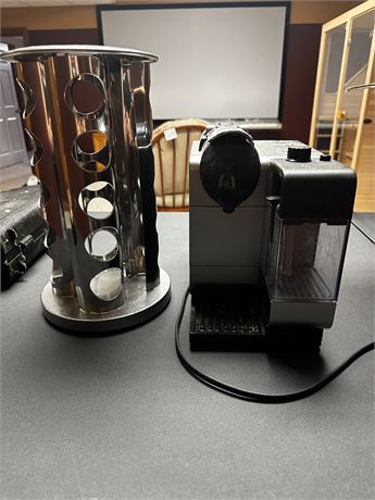 De'longhi Nespresso Machine and rotating Kcup tower