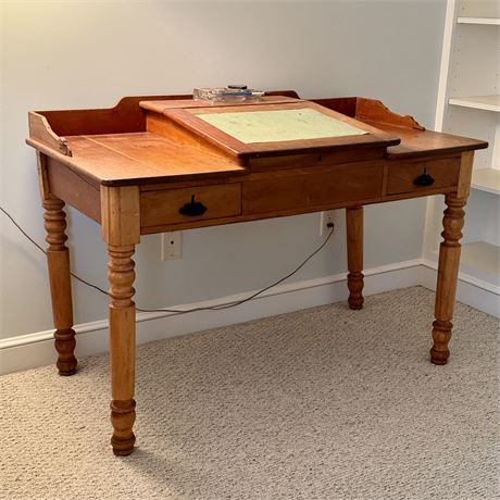 Antique Early American Slant Top Writing Desk - 48.5 x 25.5 x 32"H