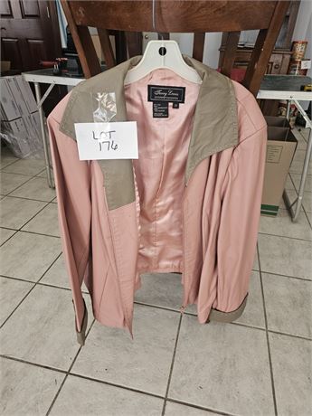 Terry Lewis Pink Leather ladies Coat Size 2X