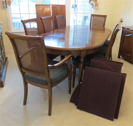 Ethan Allen Dining Room Table, With 8 Chairs