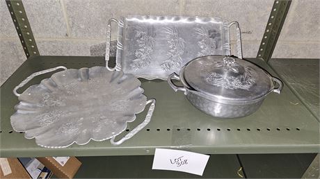 Aluminum Hammered Trays & Everlast Lidded Casserole