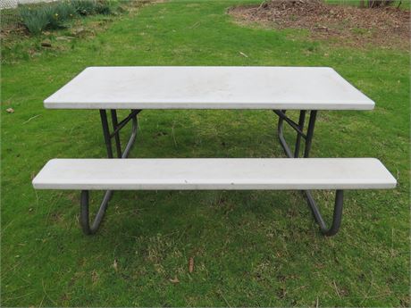 Lifetime Picnic Table