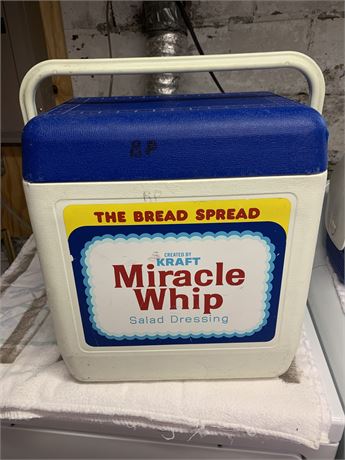 Gott Tote 18 Miracle Whip Branded Cooler With Ice Pack In The Lid