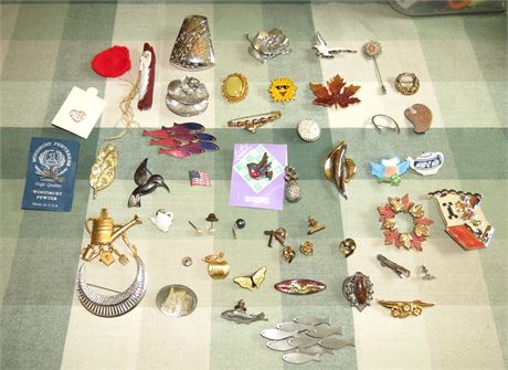 Costume Jewelry: Broaches, Pins