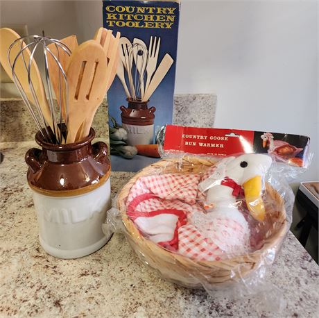 NOS Country Kitchen Crock w/Utensils & Goose Bun Warmer Basket