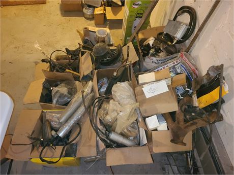 HUGE Vintage Car Part Cleanout : Some New & Old