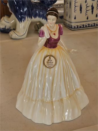 Royal Doulton "Miranda" 1987 Figurine