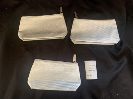 Estee Lauder White Cosmetic/Makeup Bags - Lot of 3