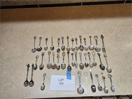 Mixed Spoon Collection Lot: Different States / Countries & More