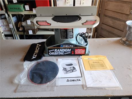 Delta Orbital Sander