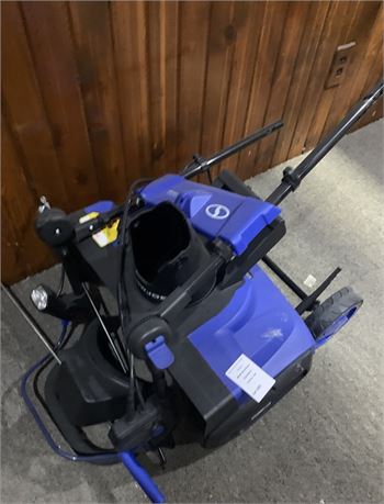 PowerSmart 24-inch 212cc Gas Snow Blower (Needs Work)