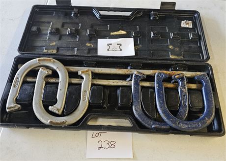 Spalding Metal Horseshoes In Case